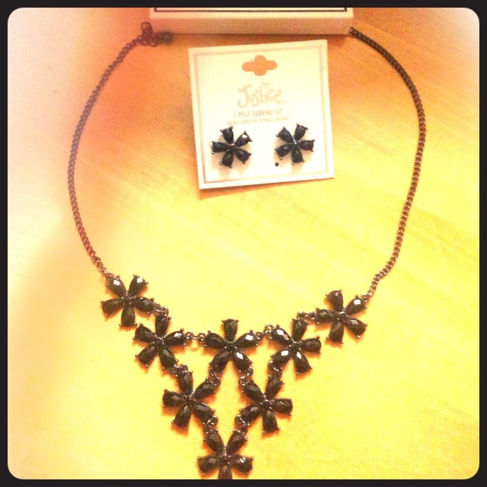 Brand new Girls Justice Necklace/Earrings Set